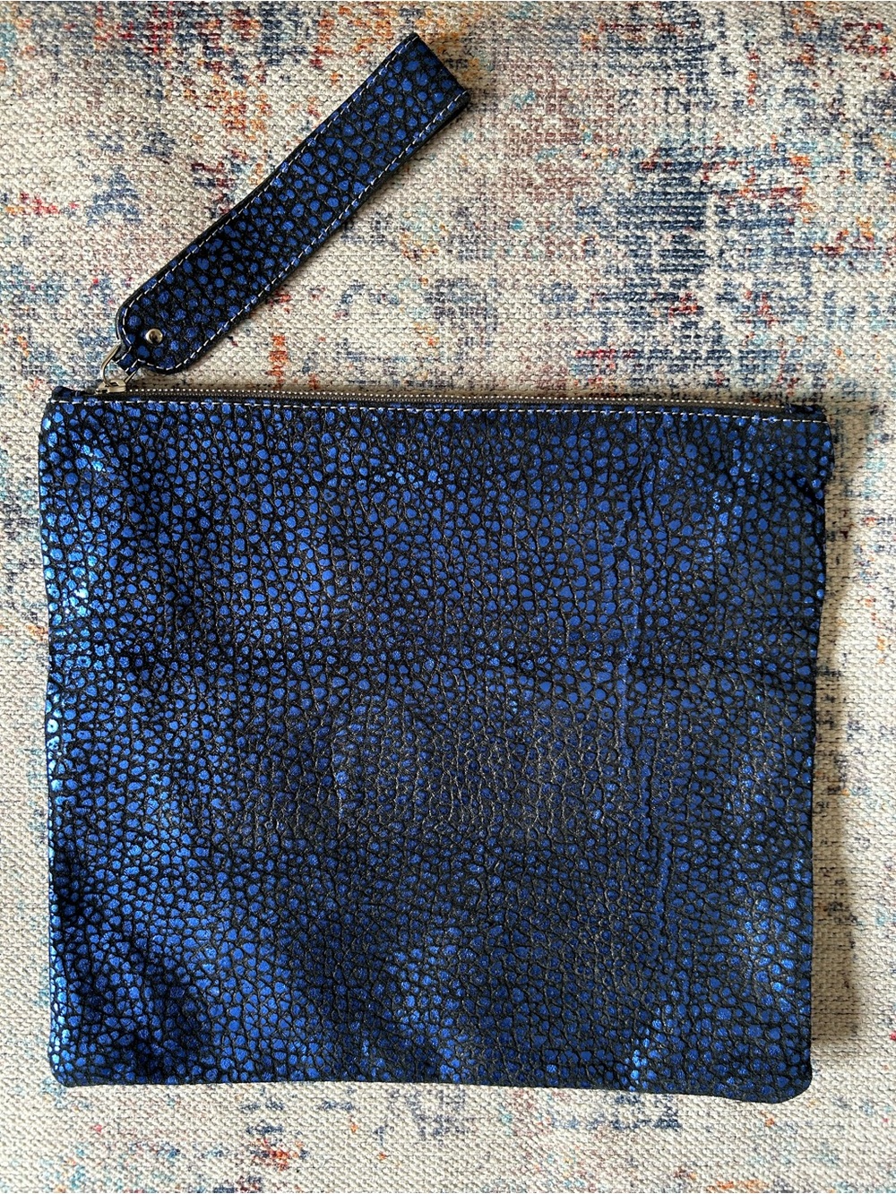 Vittoria Napoli Blue Metallic Zip Wristlet Clutch Lined Pockets Silver Hardware - Picture 7 of 10